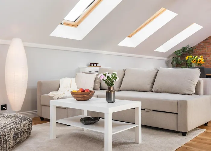 Riverside Premium Class Apartment - By Upstairs